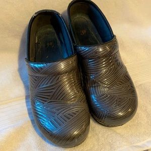 Dansko grey clogs